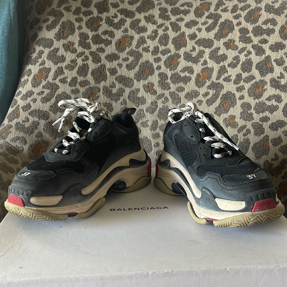 Balenciaga
Triple S sneakers - Picture 3 of 7